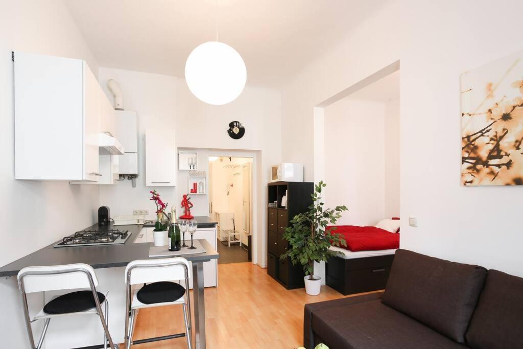 New Shalalaliving Vienna - Cosy Home Meidlinger Markt Kg12 Exterior photo